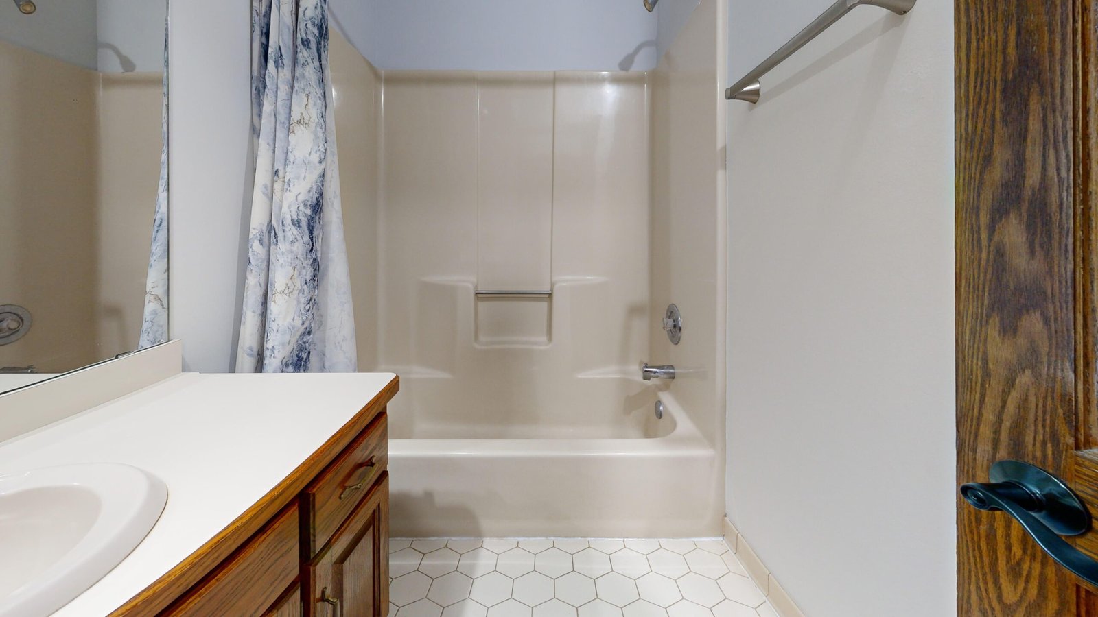 Luxury bathroom remodeling with modern fixtures and elegant finishes in Dallas TX